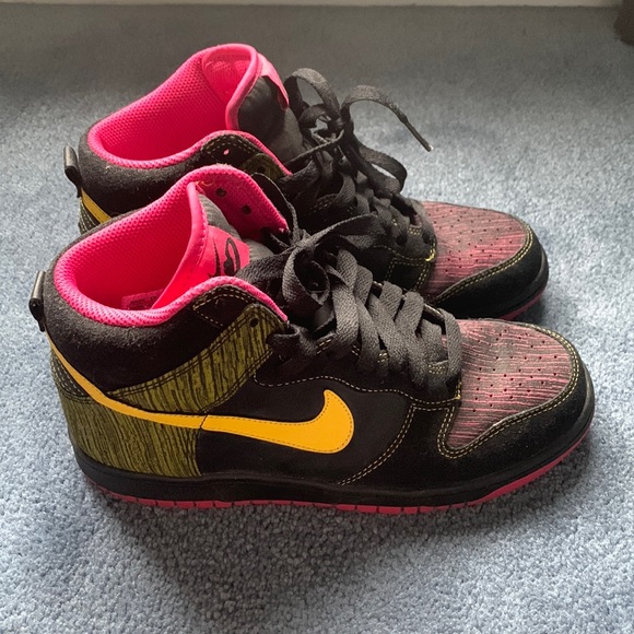 Nike Dunk High 6.0 ‘Neon Yellow Pink’ - 7.5 - Picture 2 of 4